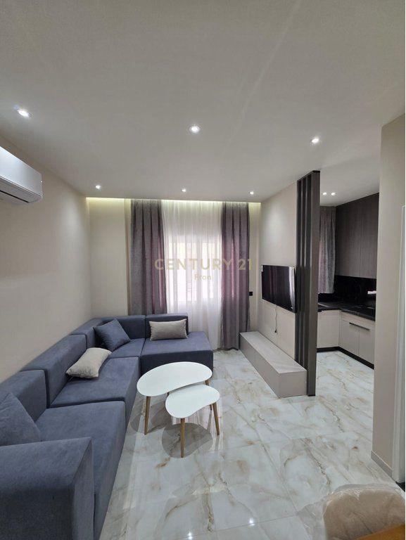 🏢 3 Apartments for Rent / Also available for Airbnb – Zoo Garden – 200,000 Lek /Month