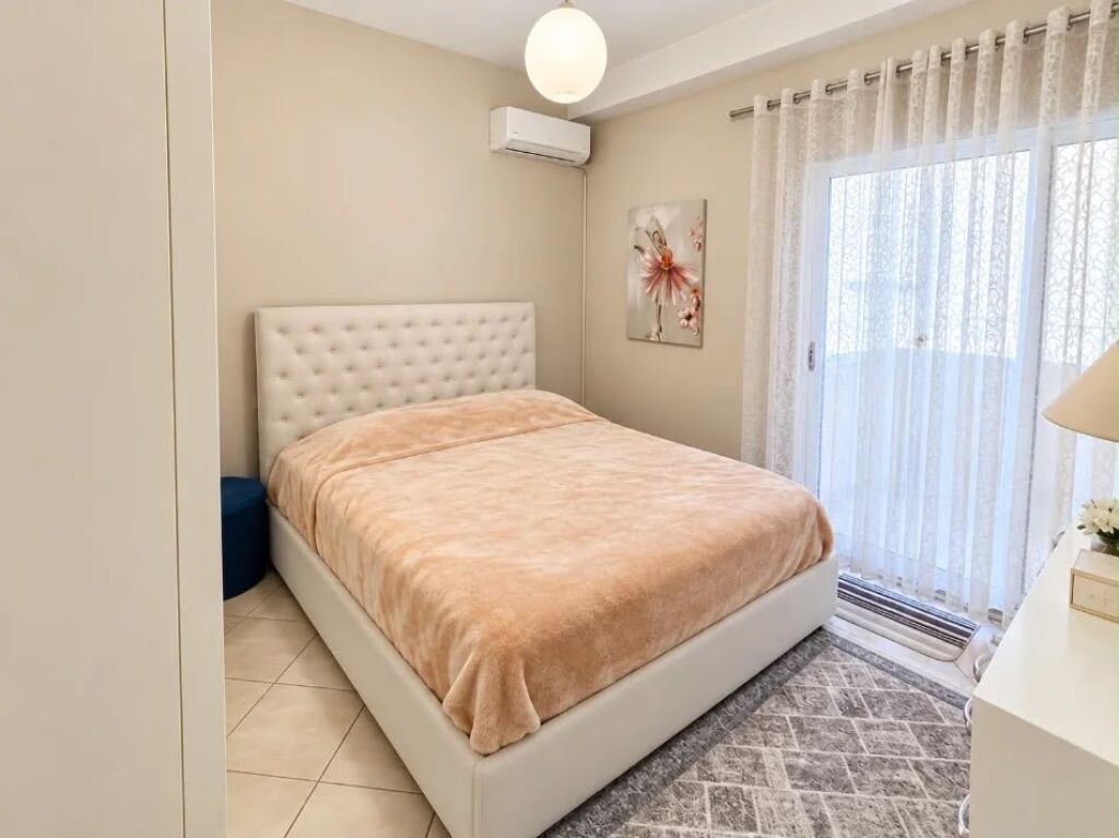 Apartment 2+1 available in the commune of Paris
