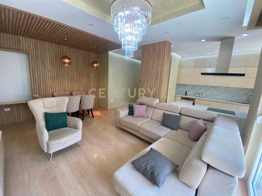 Jepet me Qira Apartament 2+1+2 tek Rezidenca Park Life 1,200 € /Muaj