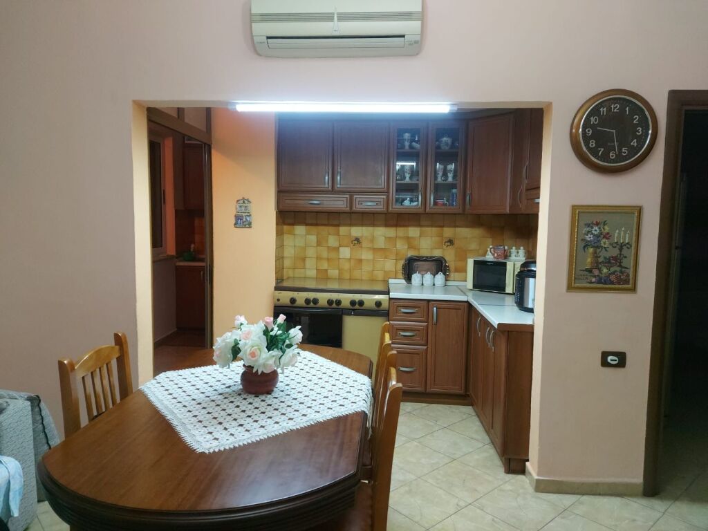 Apartament 2+1 per shitje tek Varri Bamit