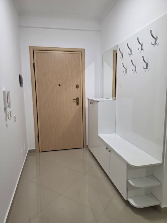 🏡 1+1 APARTMENT FOR RENT – GREEN CITY, ASTIR  📍 Location: Green City, Astir 🏢 Floor: 2 🛗 New building with elevator 🛏️ Typology 1+1 💰 Price: 60,000 lek/month  Apartment located in a very sought-after and accessible area.  📞 For more information or for a visit, contact privately.