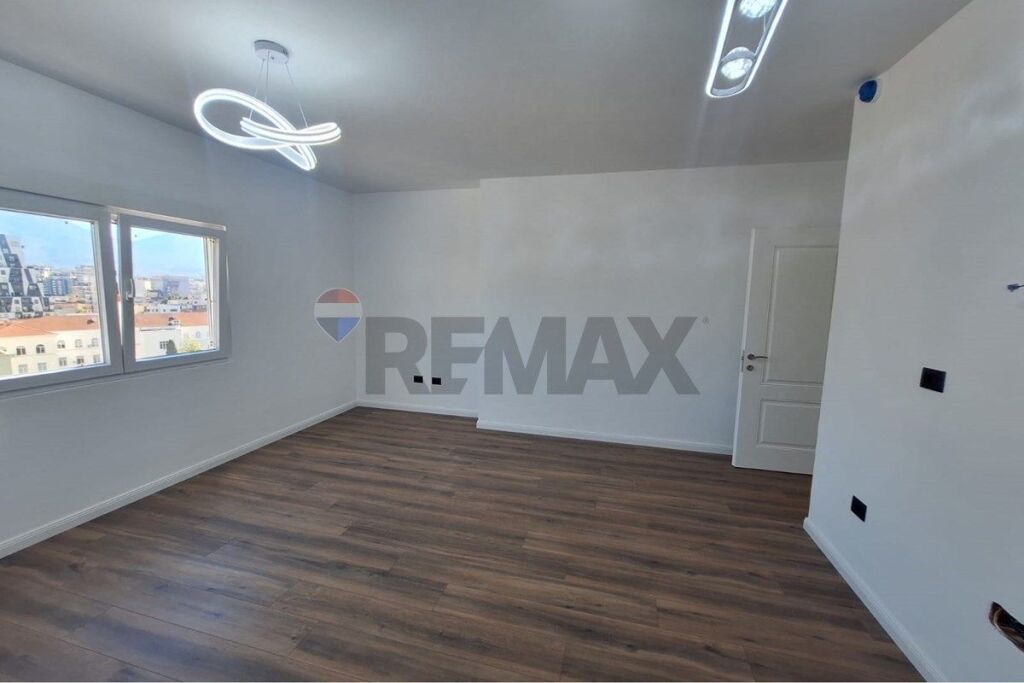 Apartament - Për Shitje - Rruga Haxhi Hysendalliu, Tiranë(ID: 530411003-983)
