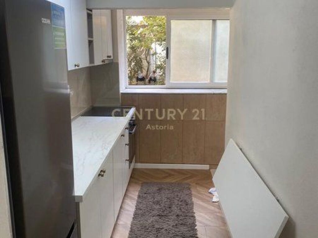 Jepet me qera apartament 2+1 Kompleksi Magnet