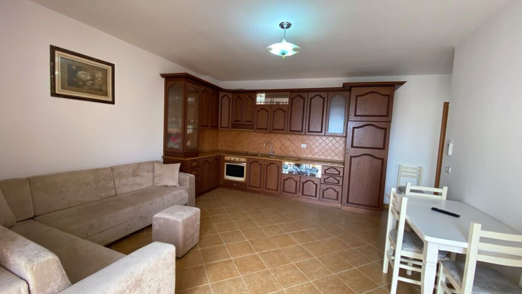 RENT APARTMENT 2+1 ILIRIA BEACH DURRES 400 EURO