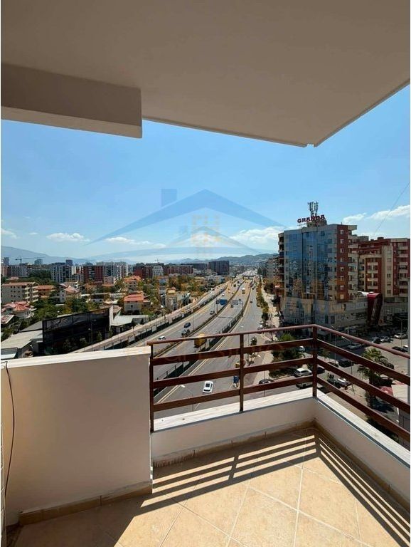 Qera, Apartament 2+1+2,Unaza e Re, Tiranë    60,000 Lekë