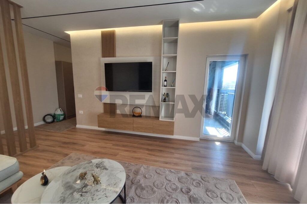 Apartament 2+1+2 ne Shitje tek Bulevardi Ri
