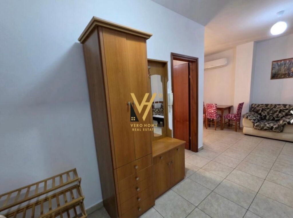 JEPET APARTAMENT 1+1+BLK ME QIRA TE BLVD ZOGU I 55.000 LEKE