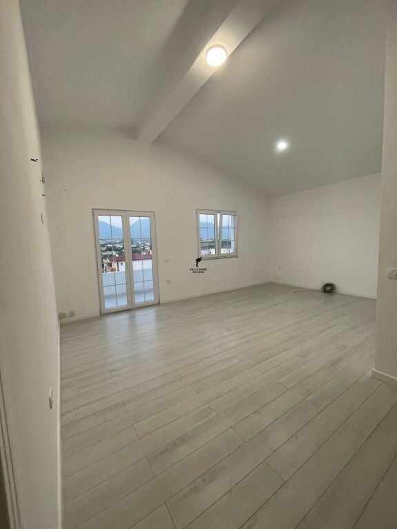 OFFICE FOR RENT 1000 M2 TEG 250,000 LEKE  FH-92671