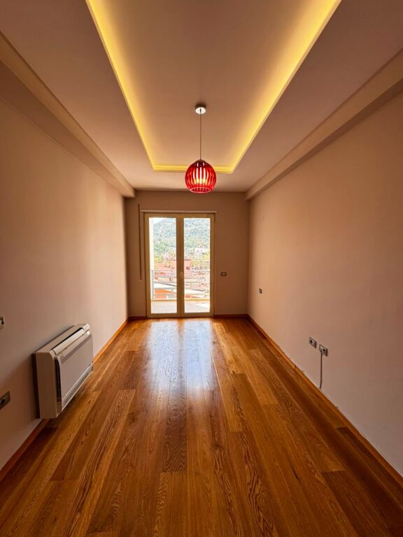 APARTAMENT 2+1 PËR SHITJE – LIQENI I THATË