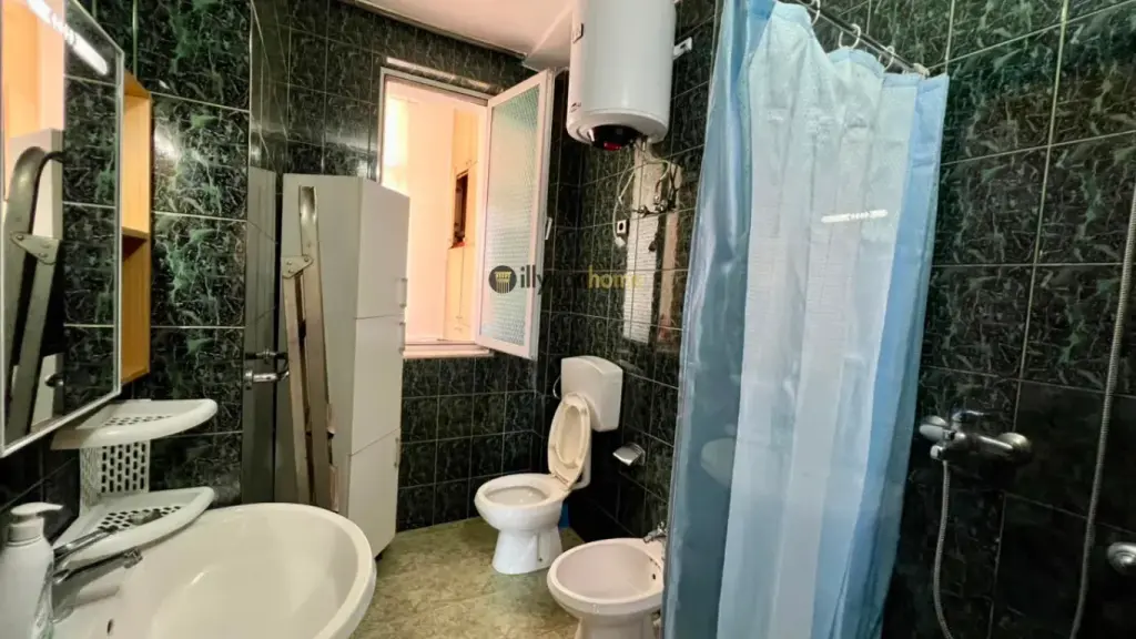 Rent, Apartment 2+1 "Red School", Tirana.