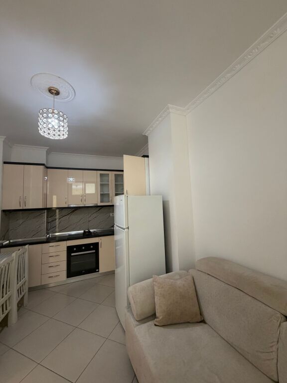 For rent apartment 2+1 rrota kuqe plazh