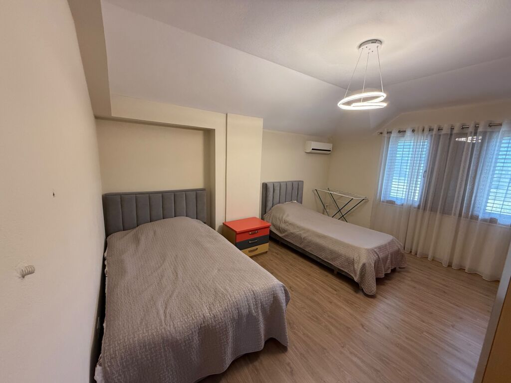 ME QIRA | APARTAMENT 2+1 + 🅿️ PARKING 📍 Grand Park – Afër Shkollës Wilson