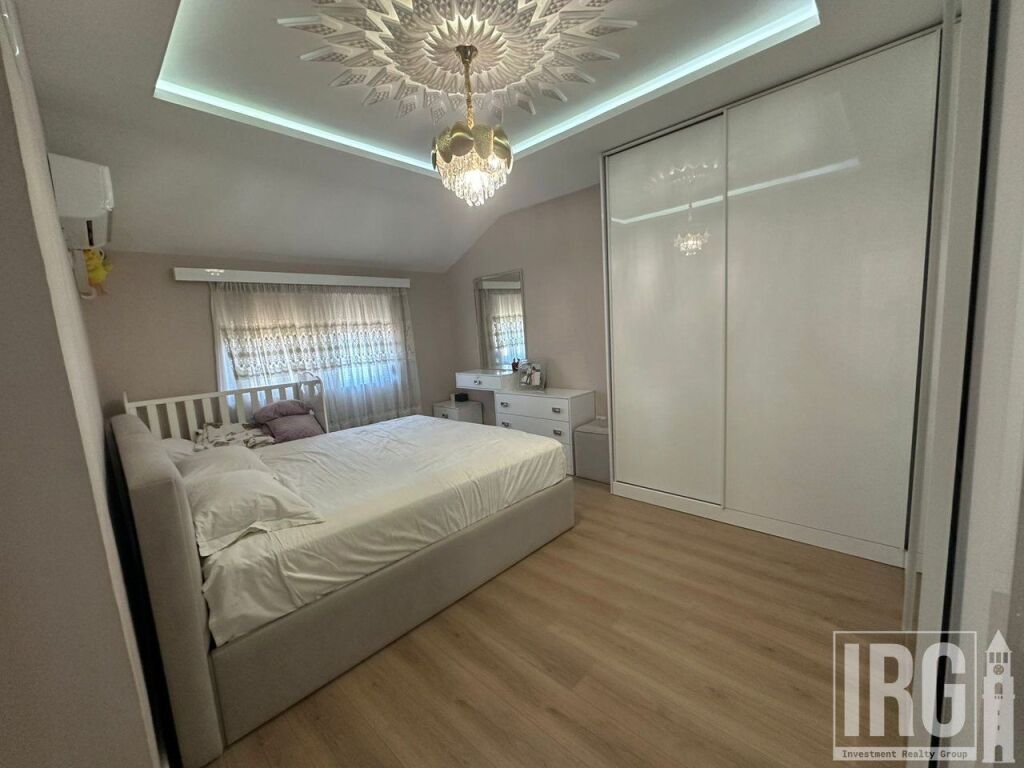 Jepet apartament 2+1+Verande me qira tek Oxhaku , Xhamlliku , Kinostudio , Porcelan .  