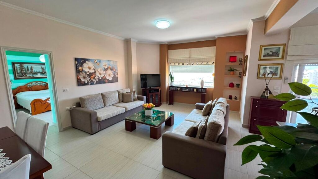 🌊 SHITET APARTAMENT 2+1 – SARANDË 🏡