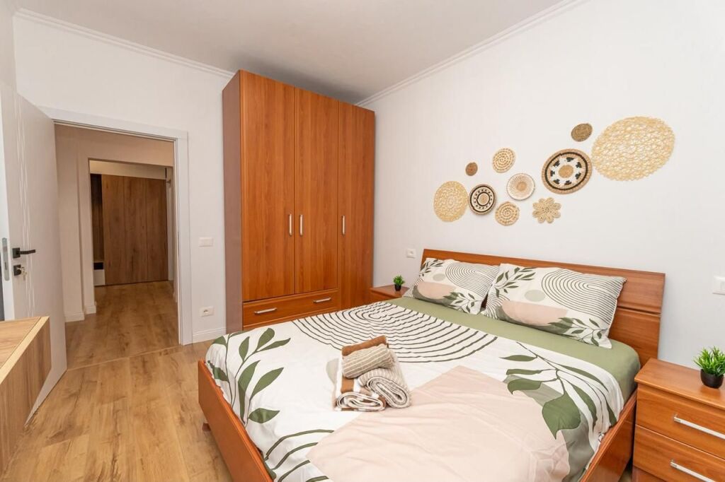 Shitet Apartament 1+1 te Shkembi Kavajes