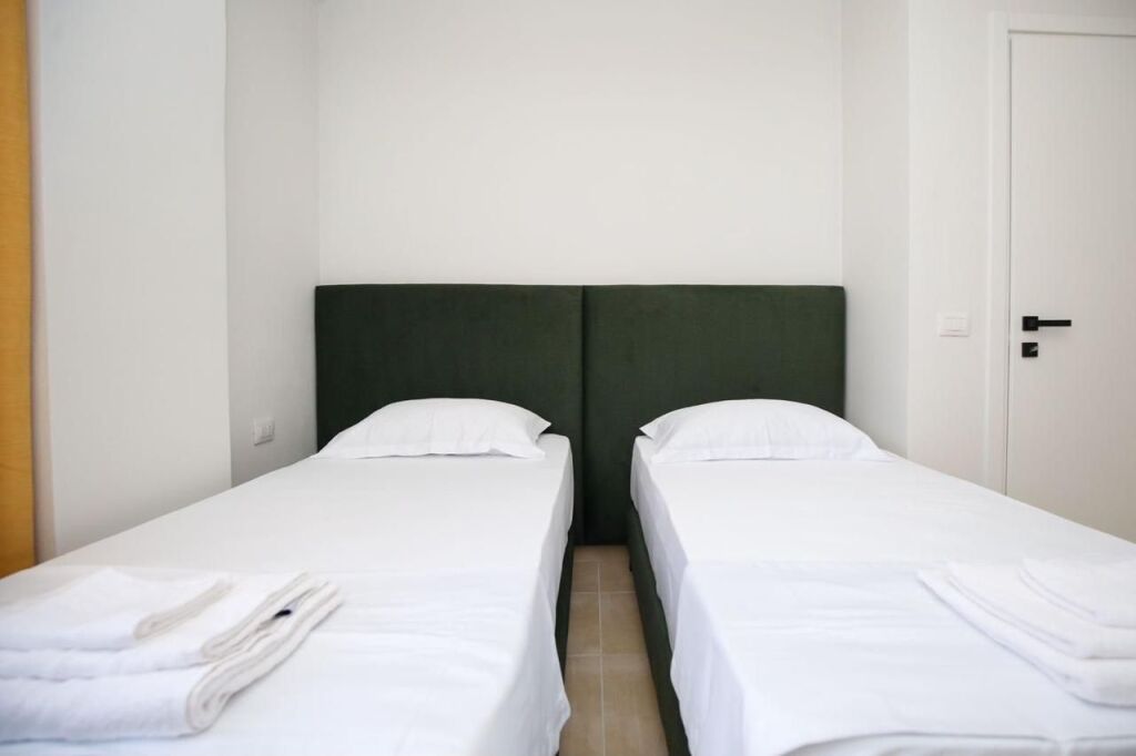 Apartament 2+1 me pamje Deti me Qera Afatgjate - Marina Bay, Vlore