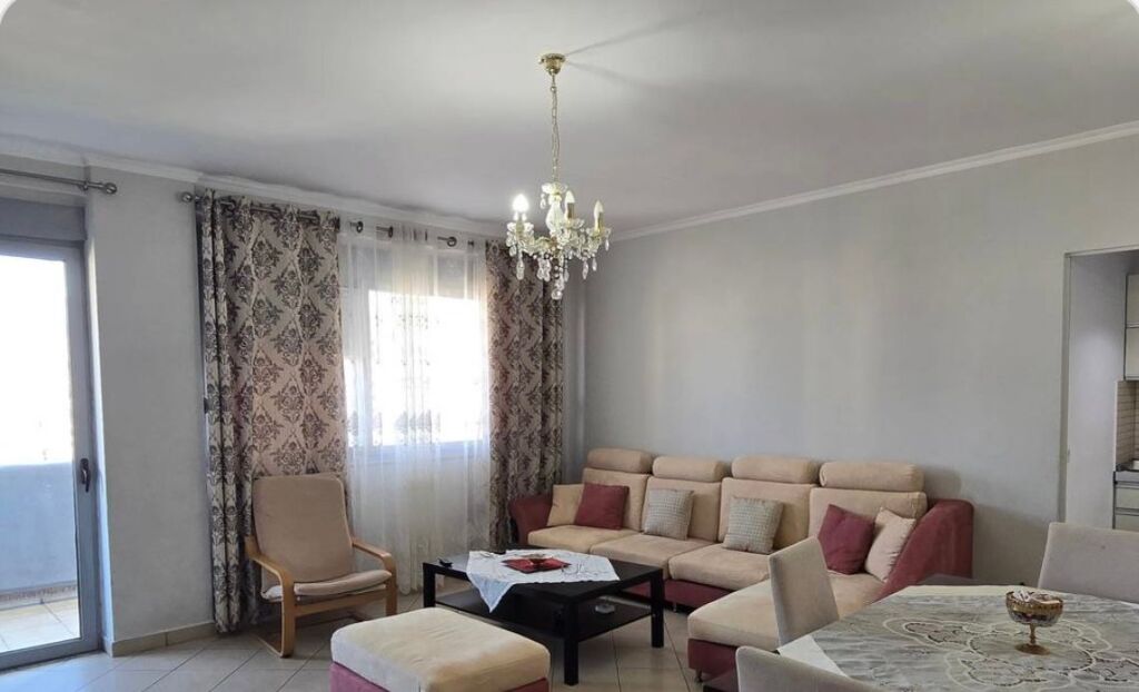 Apartament 3+1 ne shitje , Perballe Delijorgjit !