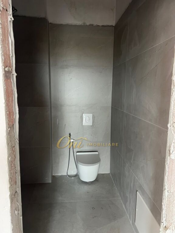 PASKUQAN,JEPET APARTAMENT PER QERA 2+1