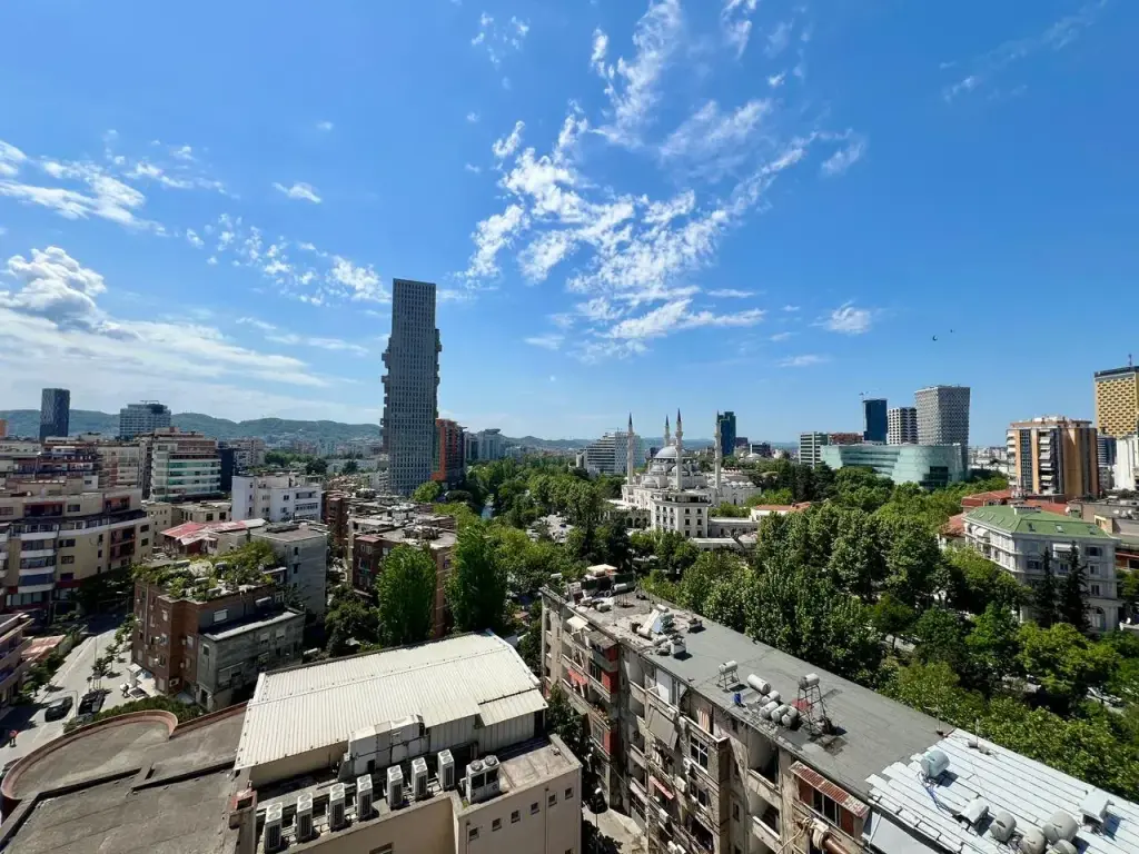 Qira, Apartament 1+1+Ballkon, ”Shkolla e Baletit”, Tiranë.