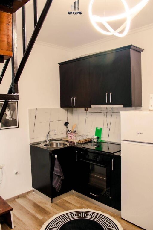 Dupleks 2+1 in Affitto – Via delle Barricate