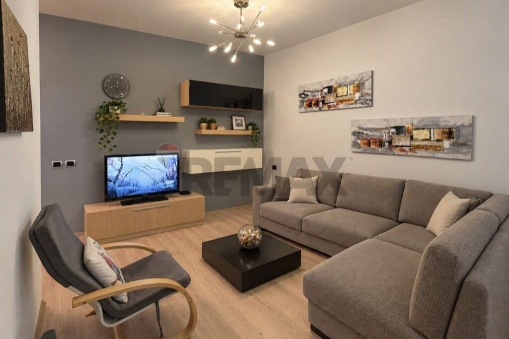 Shitet - Apartament 2+1 tek ATSH