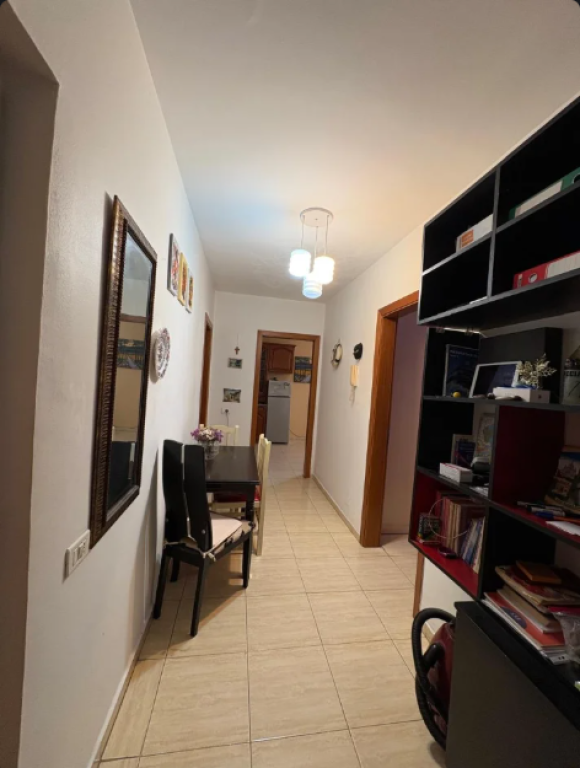 Apartament 1+1 me Qira Rruga e Bogdaneve Tirane