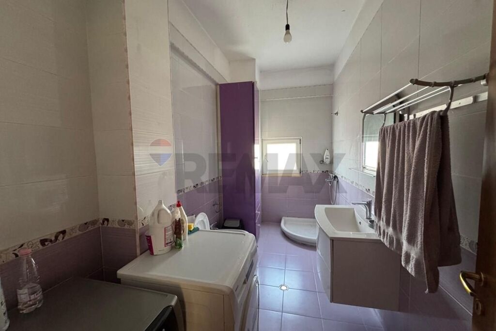 Apartament 2+1 per qira tek Eleonora