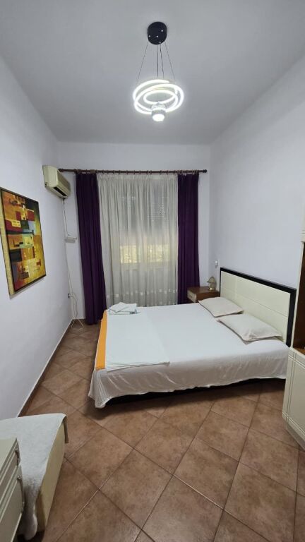 Apartament me qera 2+1 perballe Tajvanit  ID 5532