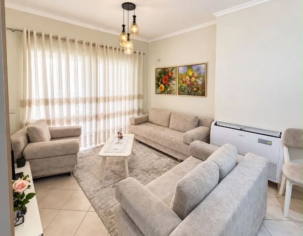 Apartment 2+1 available in the commune of Paris