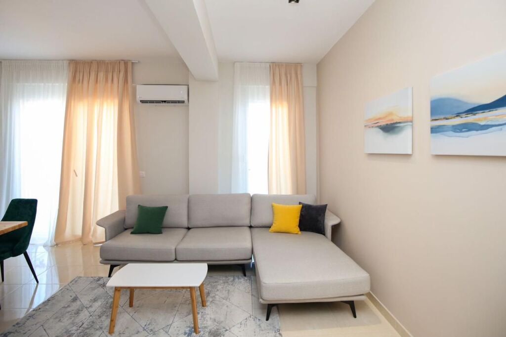 Apartament 2+1 me pamje Deti me Qera Afatgjate - Marina Bay, Vlore