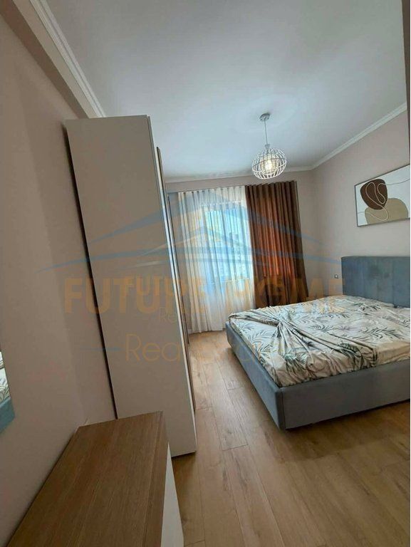 Qera, Apartament 2+1+2,Unaza e Re, Tiranë    60,000 Lekë