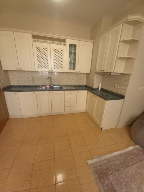 apartament me qira dy minuta nga qendra