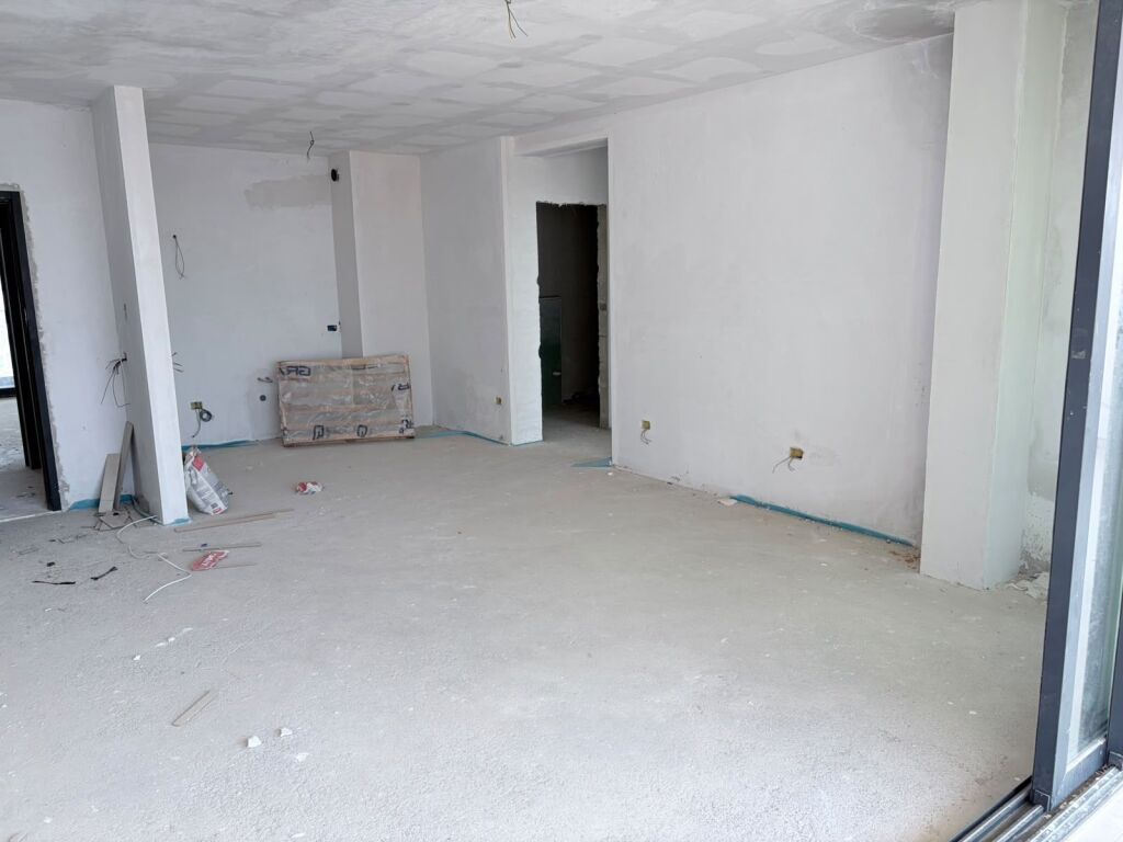 🏡 SHITET APARTAMENT 1+1 – PORTO LALZI MARINA 📍