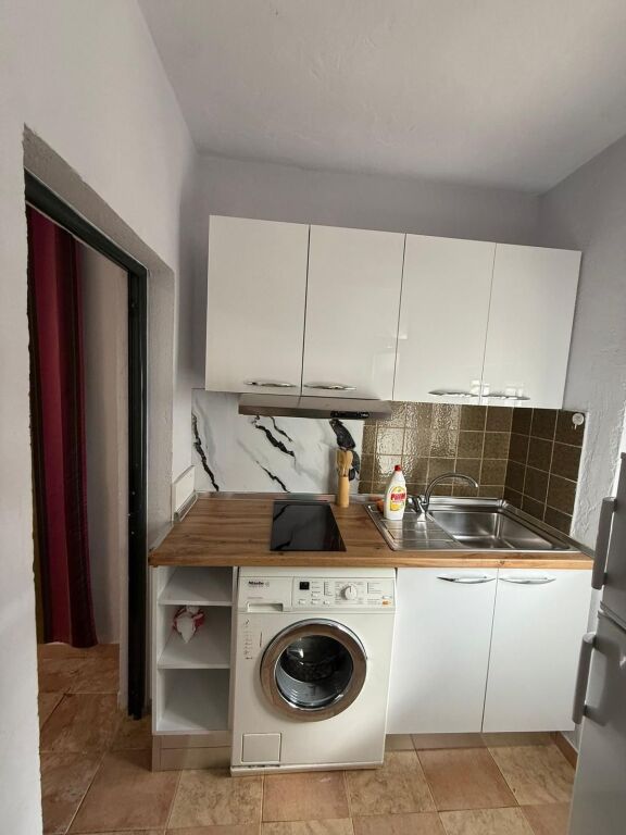 Affitto | Apartament 1 + 1 | Astir | 400 €/mese