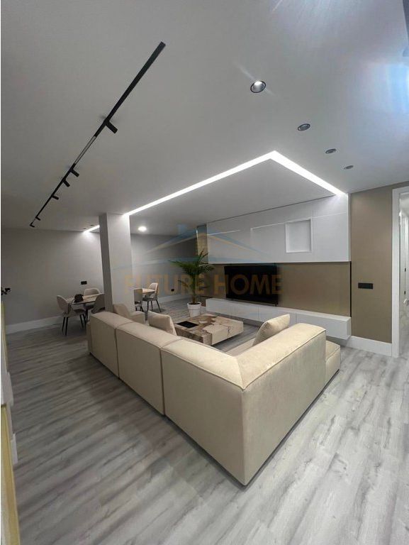 Qira, Apartament 2+1+2, Bllok, Tiranë.