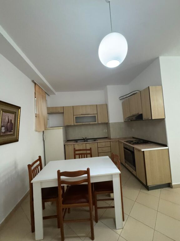Apartament me qera 1+1 - 📍Jordan Misja ,prane kompleksit Gener 2 - 450 mije leke