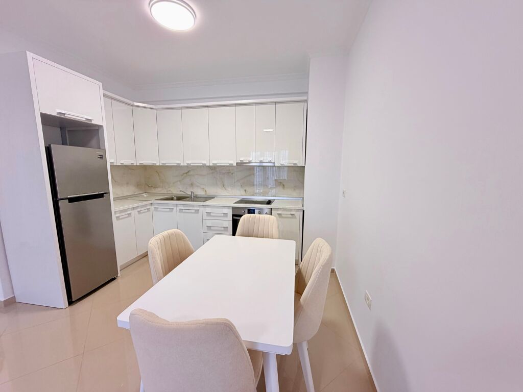 📣 QERA Apartament 1+1 📍 Green City Residence, Prane Unazes Se Re, Astir ✨