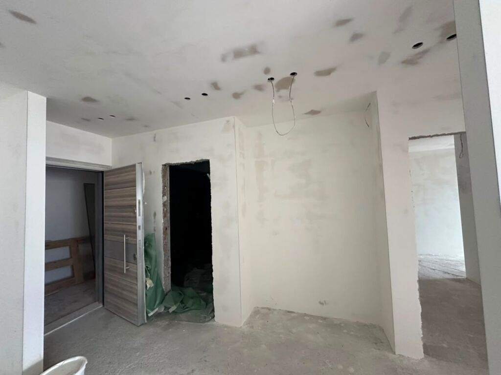 In vendita, Appartamento 2+1, "Mirabella Residence", Tirana