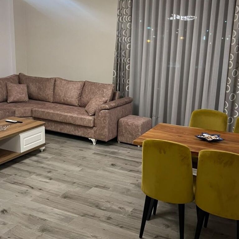 🏡✨ JEPET ME QIRA APARTAMENT 1+1 + PARKIM – PRANË TEG ✨🏡