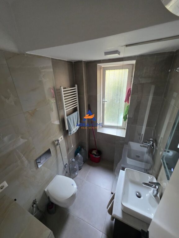 JEPET ME QERA APARTAMENT 1+1 + DEPO "RRUGA MYSLYM SHYRI” 65.000 LEKE