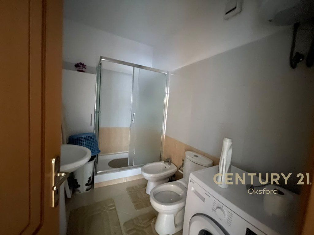 JAPIM ME QIRA APARTAMENT 2+1 NE ASTIR