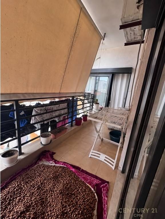 Apartament 2+1+2 per shitje ne Astir