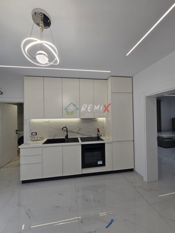 🏡 APPARTAMENTO 2+1 IN AFFITTO – VICINO ALLA CASERMA DEI POMPIERI, DURRËS!