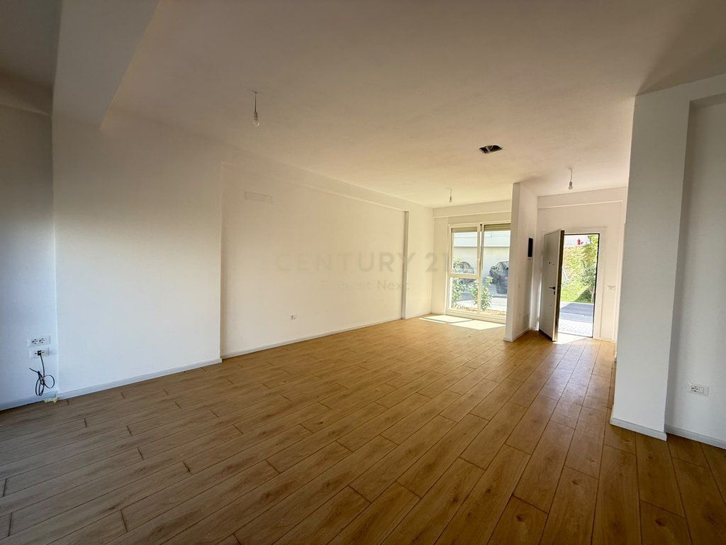 VILLA FOR SALE – ABA RESIDENCE, FARKË 390,000 €