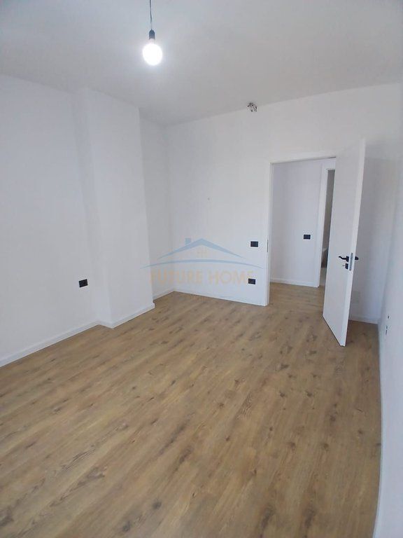 Shitet , Apartament 2+1 , Paskuqan , Tirane