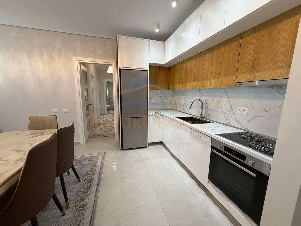 We have a 2+1+2 Apartment for Rent.