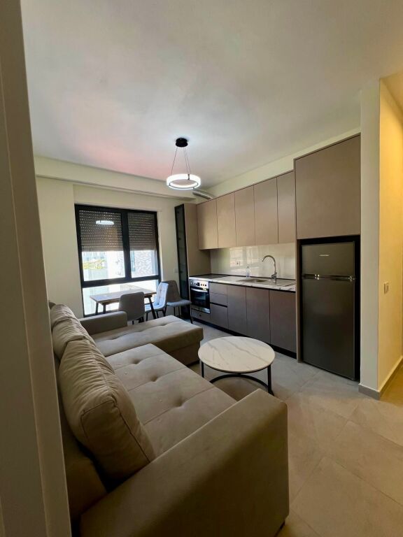 📣 QERA Apartament 1+1 Me Parking 📍 Rruga e “Dibres”, Prane Vila Goldi ✨