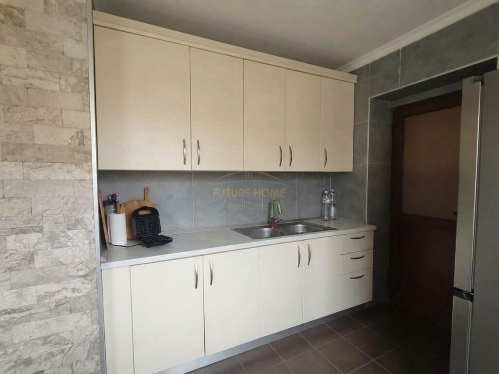 Shitet,Apartament 1+1, Yzberisht, Tirane