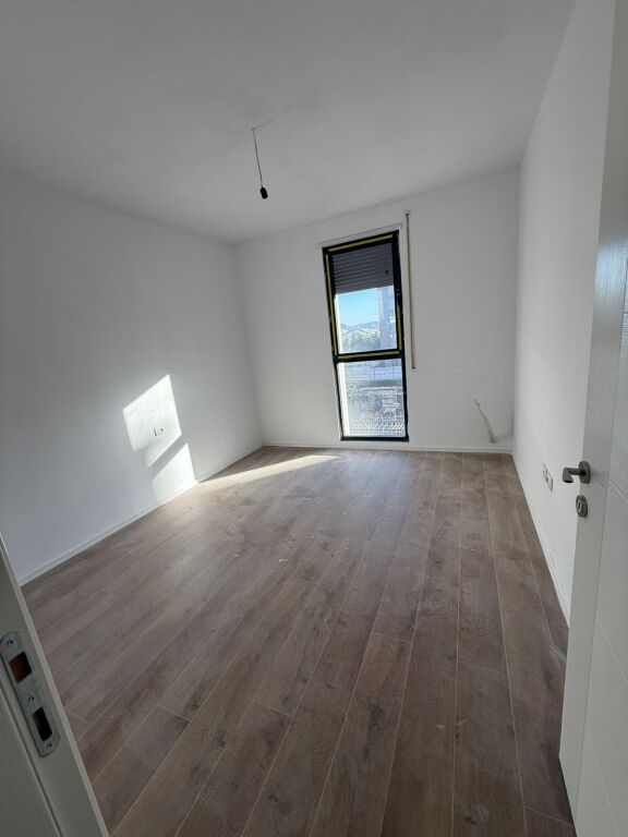 📍Xhamllik Rezidenca Asl Shitet Apartament 2+1+2