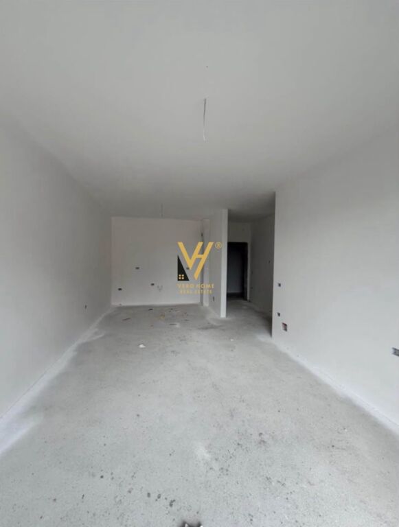 SHITET APARTAMENT 1+1+BLK TE PLATINIUM 2, PASKUQAN 8.500.000 LEKE